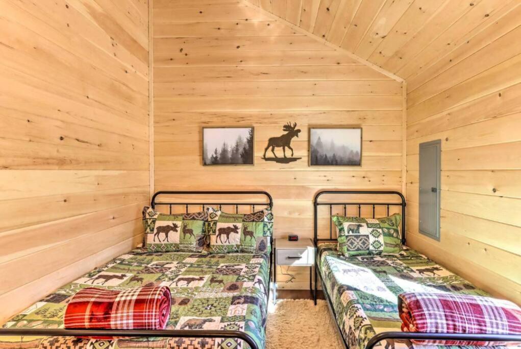 New Serene, Fun & Comfy Cabin- Covered Deck, Grill, Arcade Murphy Zewnętrze zdjęcie